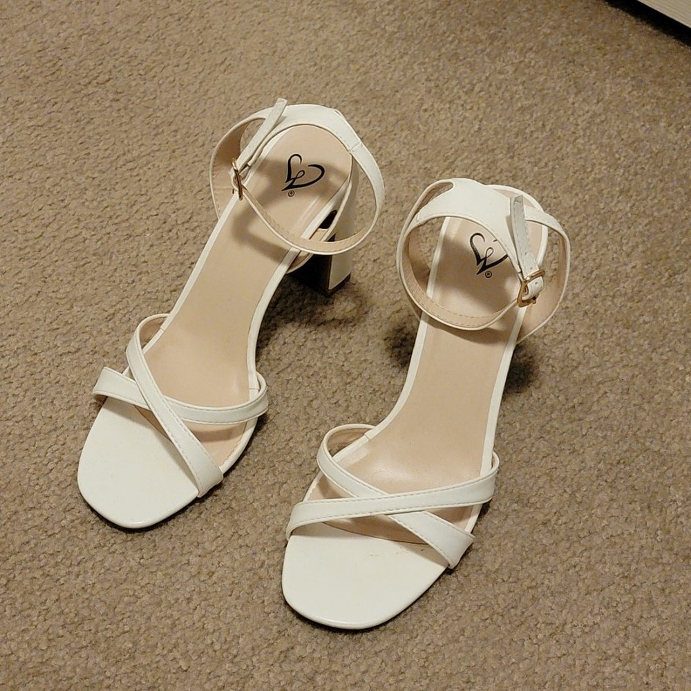 DONATED-Cute Chunky Heel Shoes